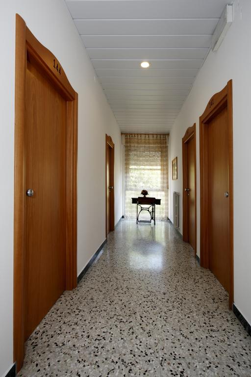 Hotel Vannini Ріміні Екстер'єр фото
